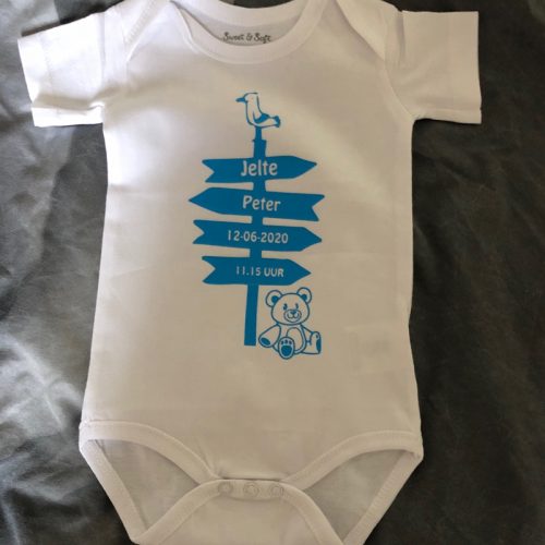 baby romper met naam - geboortekaartje