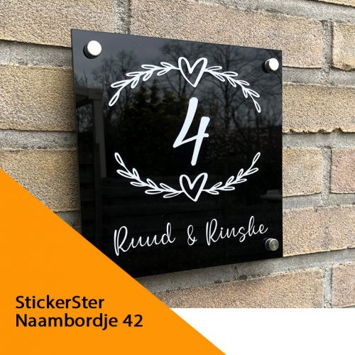 naambordje voordeur krans 20x20 model 42