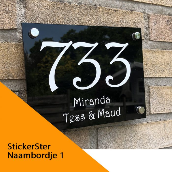 Stickerster naambordje 1 zwart 15x20