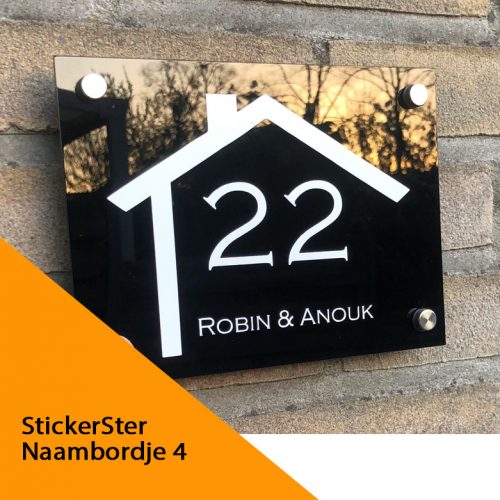 naambordje voordeur huis zwart